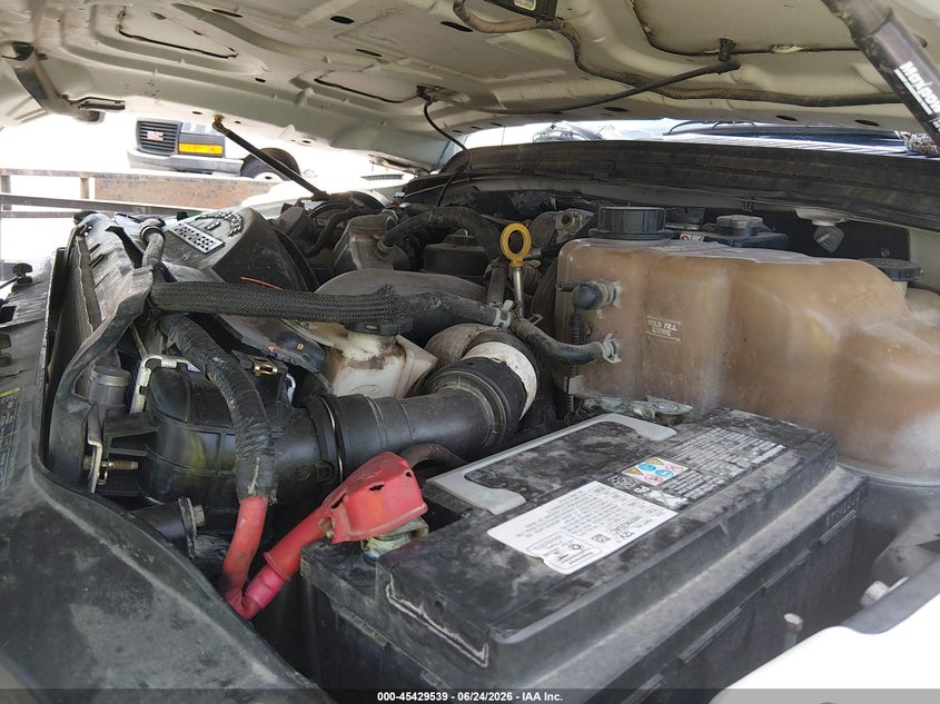 2008 Ford F-550 Chassis Xl/Xlt VIN: 1FDAF56R08EC98078 Lot: 45429539