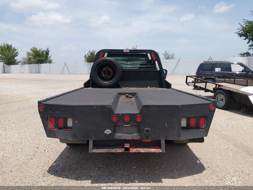 2008 Ford F-550 Chassis Xl/Xlt VIN: 1FDAF56R08EC98078 Lot: 45429539