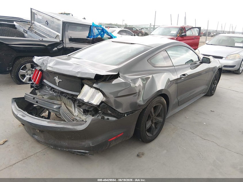 2017 FORD MUSTANG auction photo 4