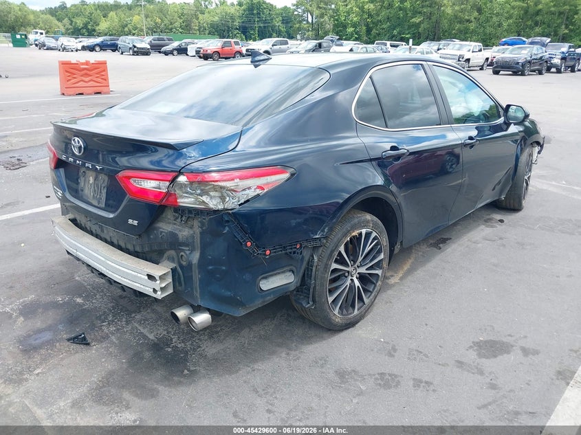 2019 TOYOTA CAMRY auction photo 4