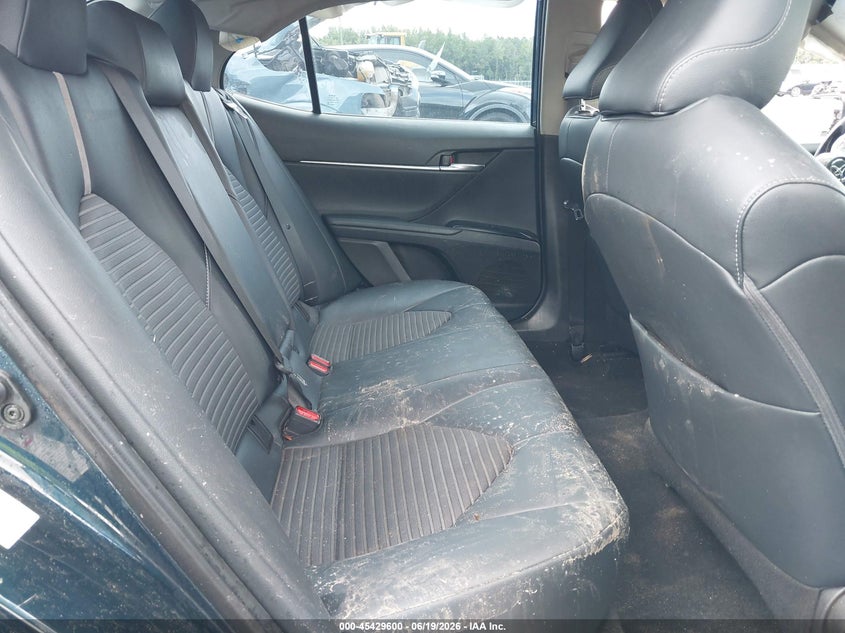 2019 TOYOTA CAMRY auction photo 8