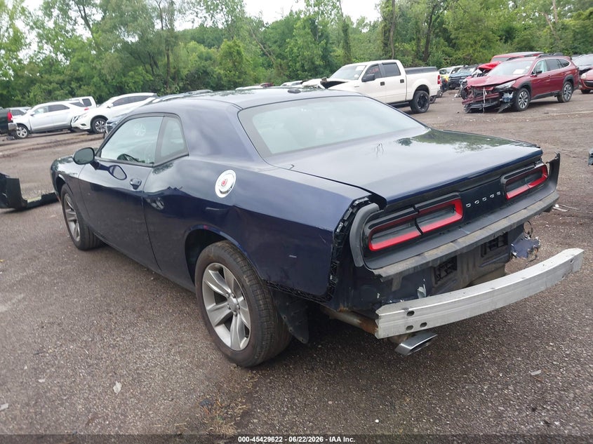 Vin: 2c3cdzag9fh839901, lot: 45927722, dodge challenger sxt 20153