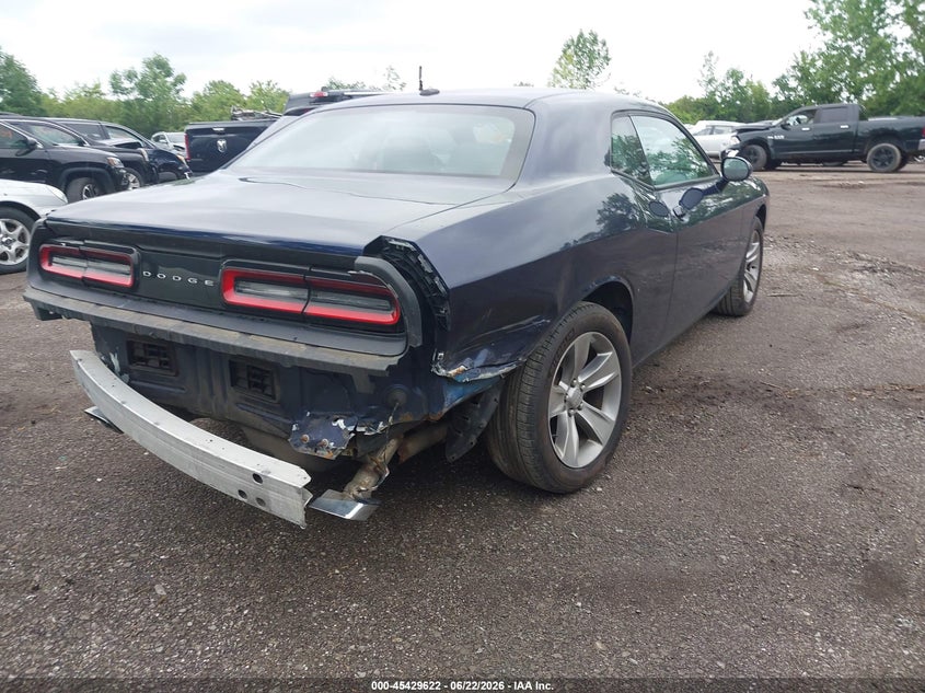 Vin: 2c3cdzag9fh839901, lot: 45927722, dodge challenger sxt 20154