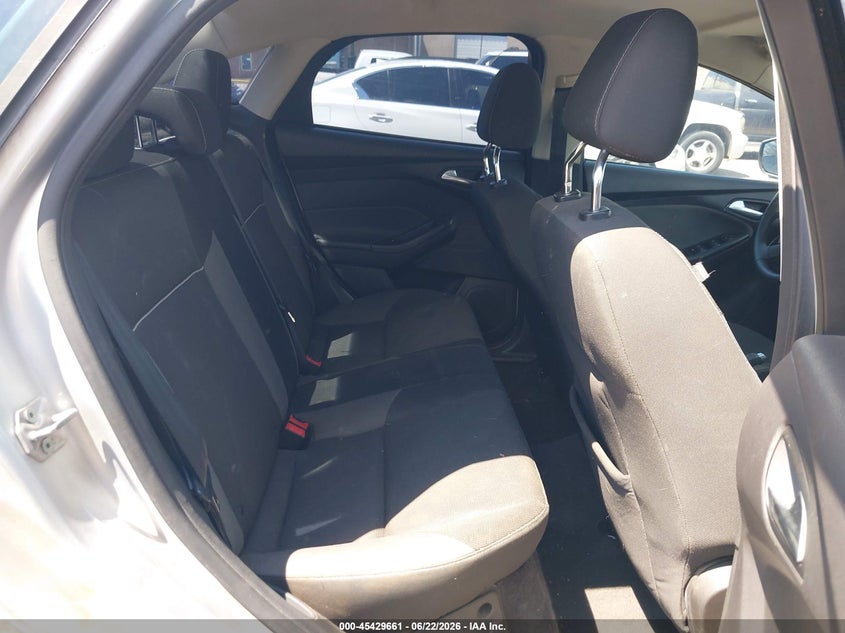 2012 FORD FOCUS auction photo 8