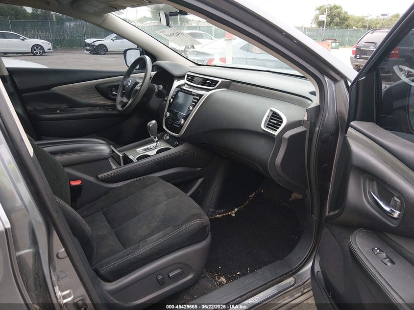 2016 NISSAN MURANO auction photo 5