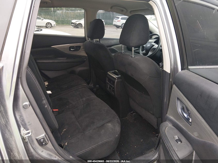 2016 NISSAN MURANO auction photo 8