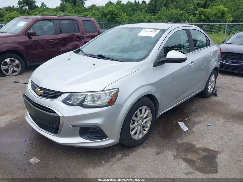 2018 CHEVROLET SONIC auction photo 2