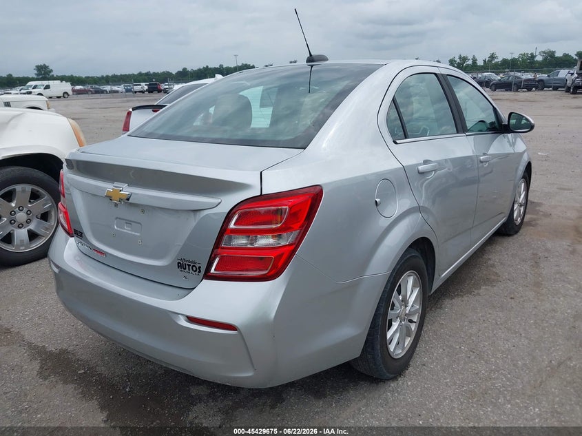 2018 CHEVROLET SONIC auction photo 4