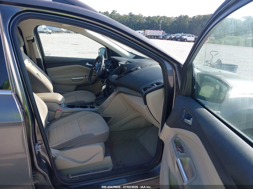 2015 FORD ESCAPE auction photo 5