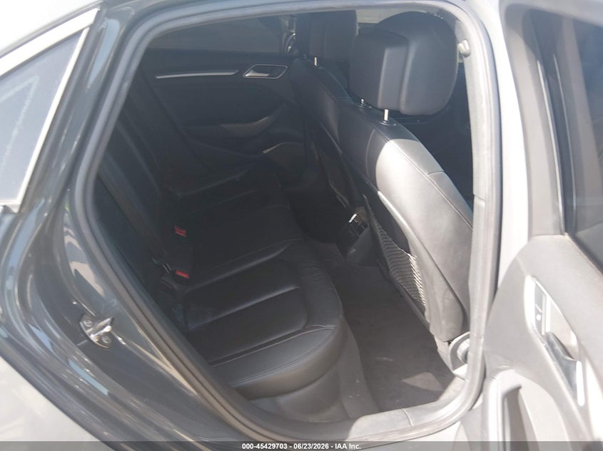 2019 AUDI A3 auction photo 8