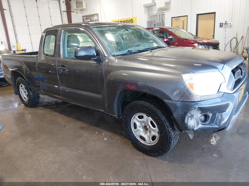 2015 TOYOTA TACOMA auction photo 1