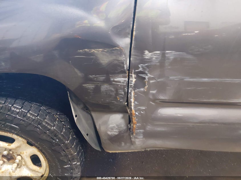 2015 TOYOTA TACOMA auction photo 6