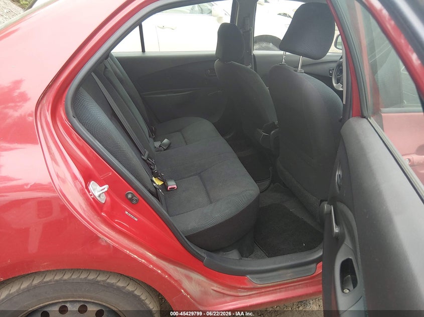2010 TOYOTA YARIS auction photo 8
