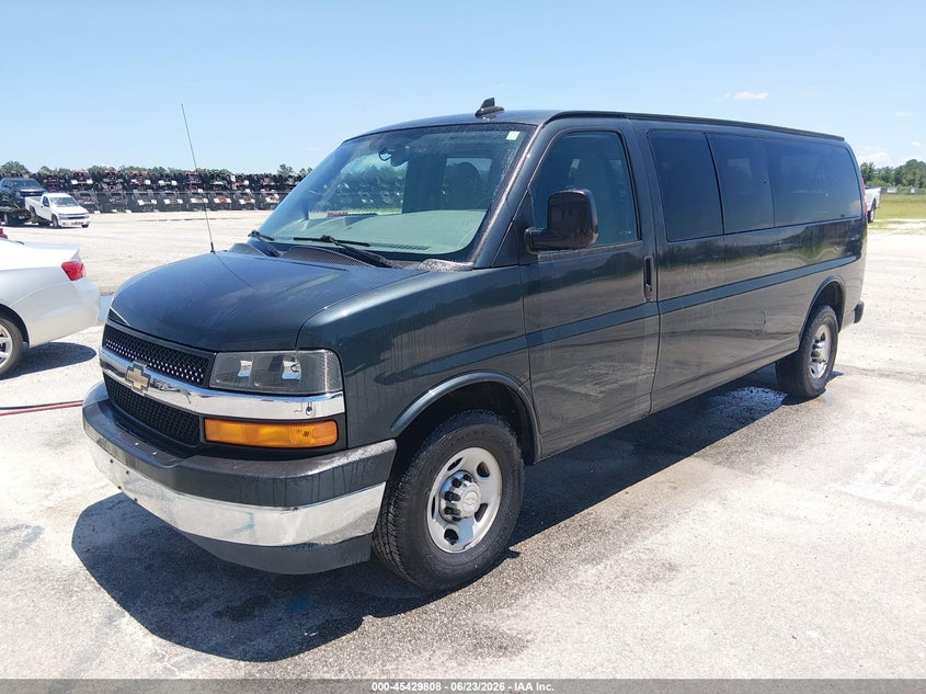 Vin: 1gazgpffxh1267037, lot: 45927908, chevrolet express 3500 lt 20172