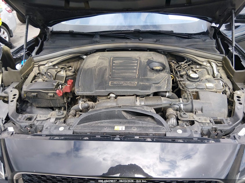 JAGUAR F-PACE - zdjęcie 10