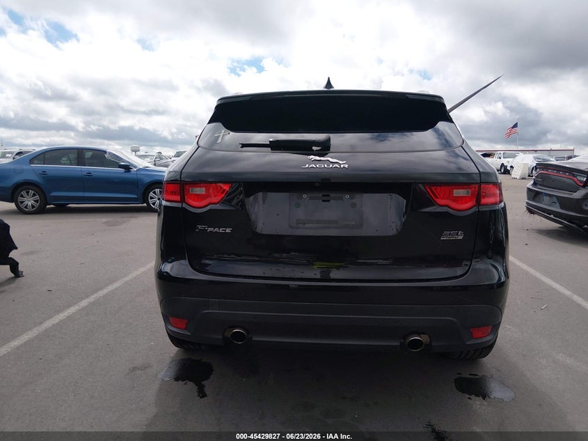 JAGUAR F-PACE - zdjęcie 16