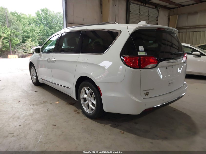 Vin: 2c4rc1egxlr230603, lot: 45927928, chrysler pacifica touring l plus 20203