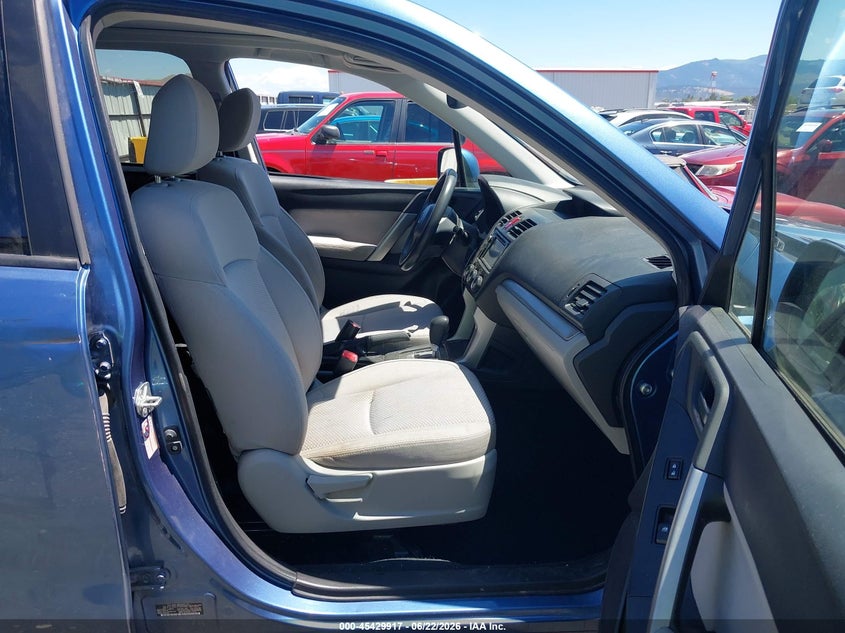 2015 SUBARU FORESTER auction photo 5