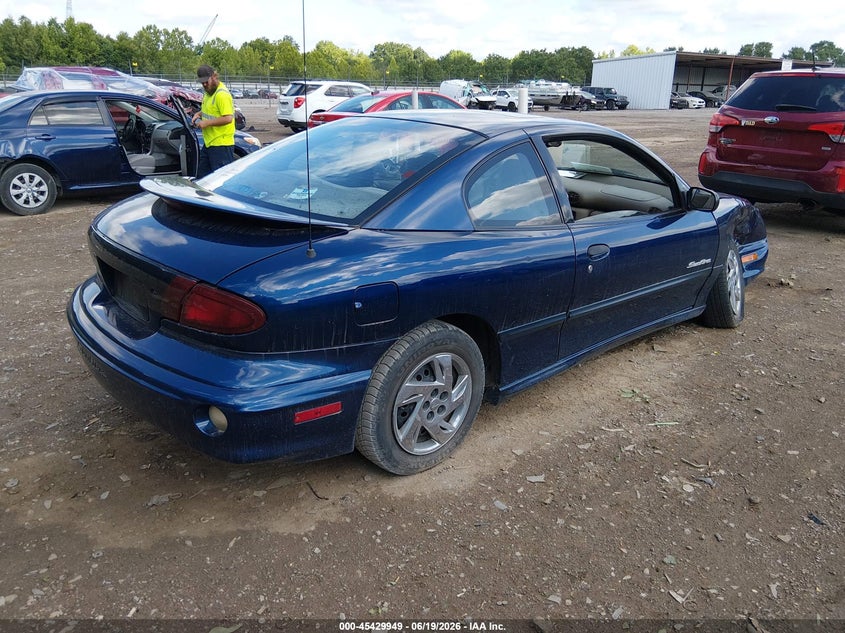 2000 PONTIAC SUNFIRE auction photo 4