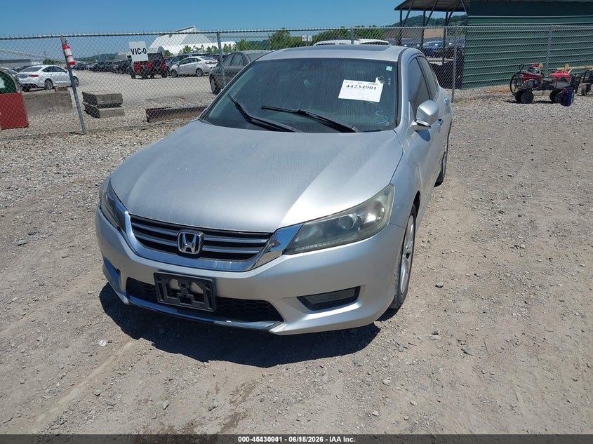 2014 HONDA ACCORD auction photo 2