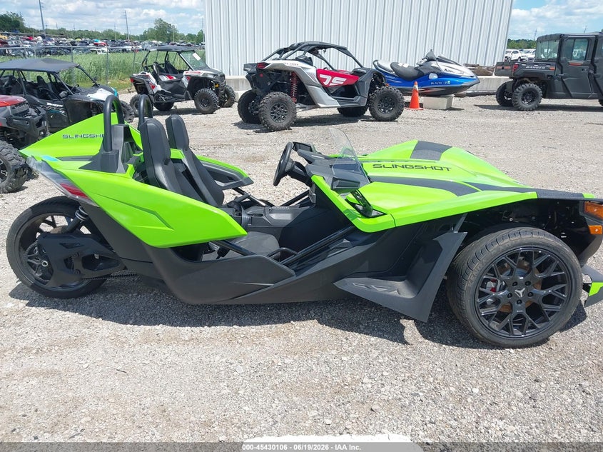 2025 POLARIS SLINGSHOT auction photo 4