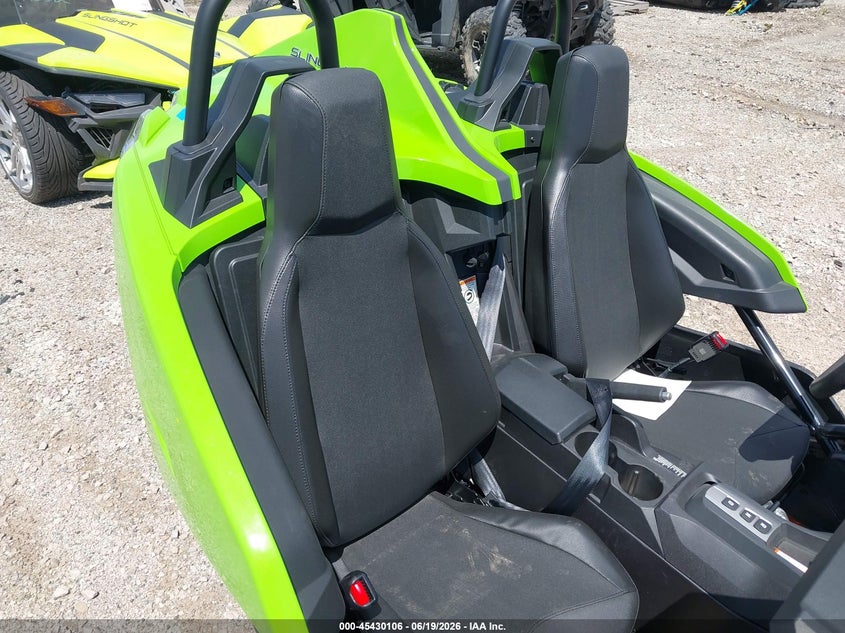2025 POLARIS SLINGSHOT auction photo 8