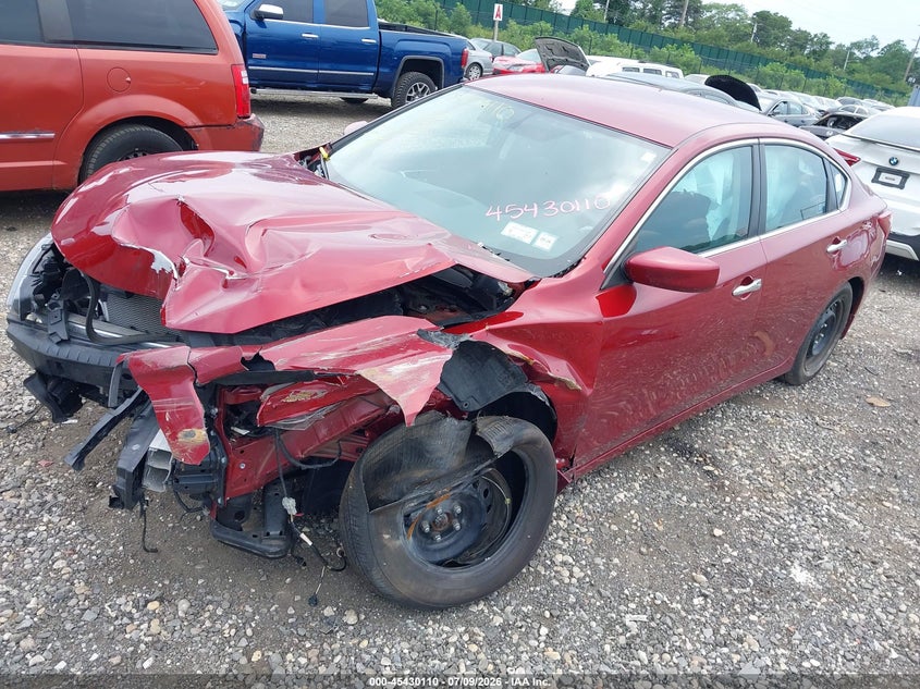 2018 NISSAN ALTIMA auction photo 2