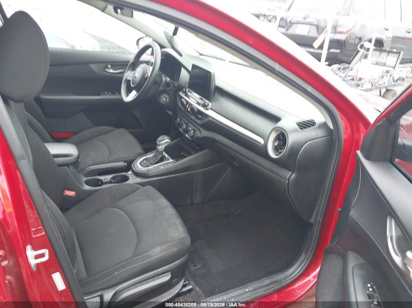 2021 KIA FORTE auction photo 5