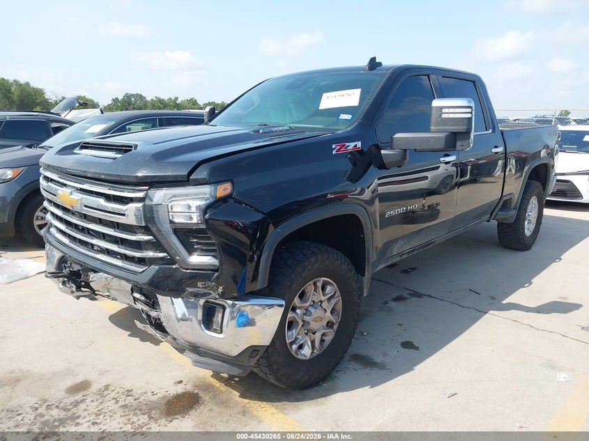 2024 CHEVROLET SILVERADO 2500HD auction photo 2