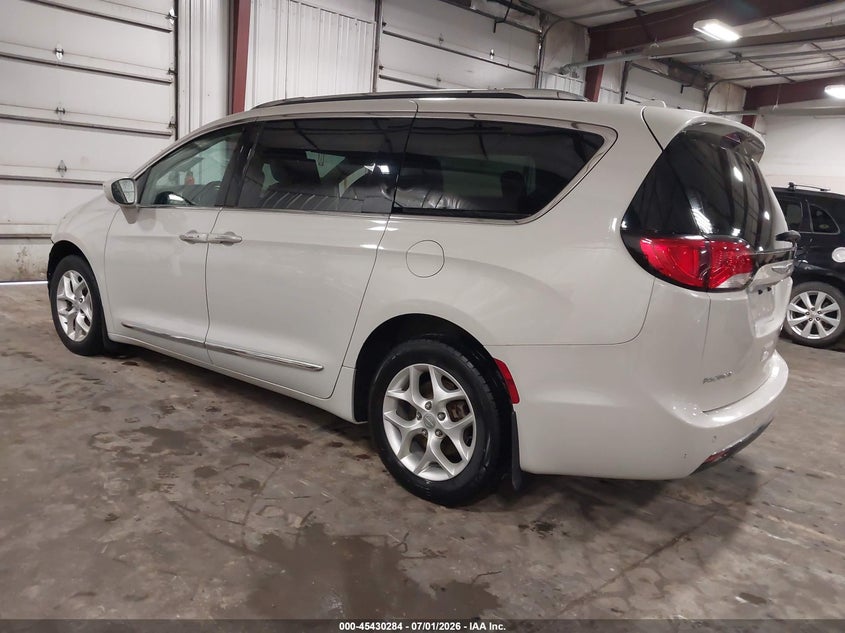 Vin: 2c4rc1eg9hr635715, lot: 45928384, chrysler pacifica touring-l plus 20173