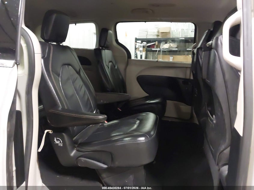 CHRYSLER PACIFICA - zdjęcie 8