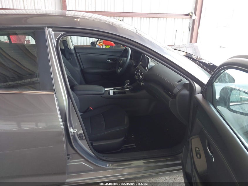 2025 NISSAN SENTRA auction photo 5