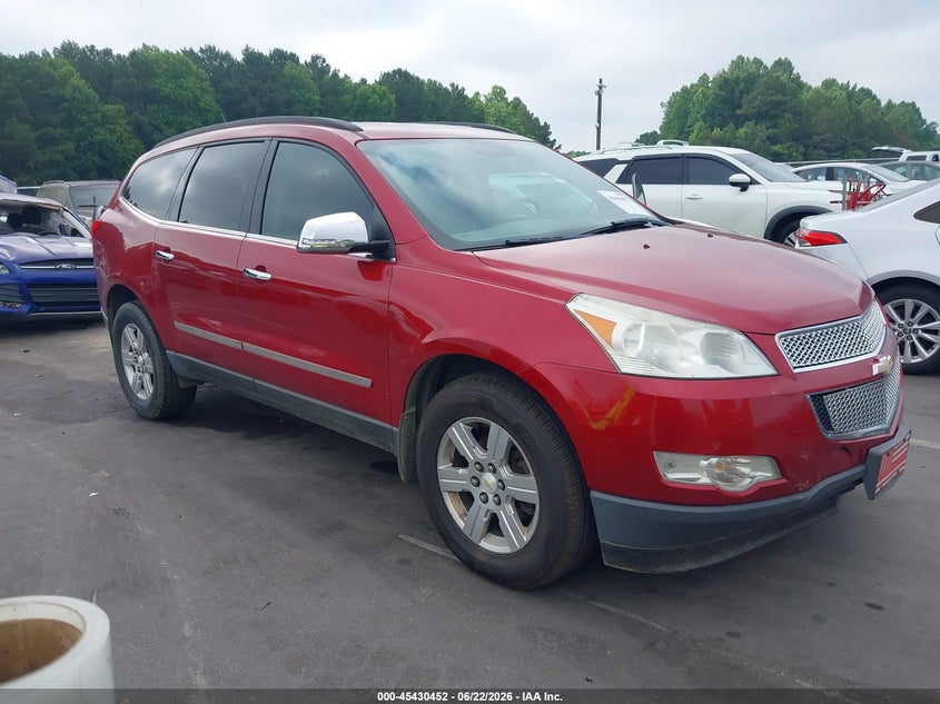 2012 CHEVROLET TRAVERSE LT W/1LT