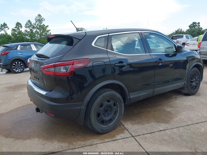 2020 NISSAN ROGUE SPORT auction photo 4
