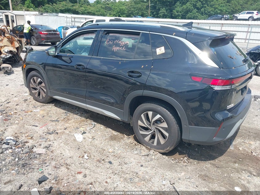 2026 VOLKSWAGEN TIGUAN auction photo 3