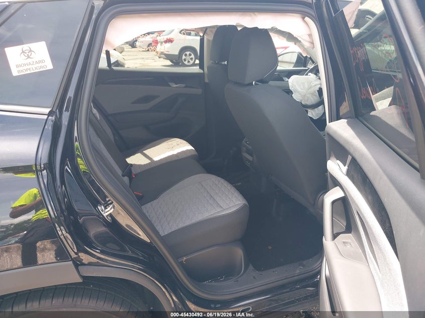 2026 VOLKSWAGEN TIGUAN auction photo 8