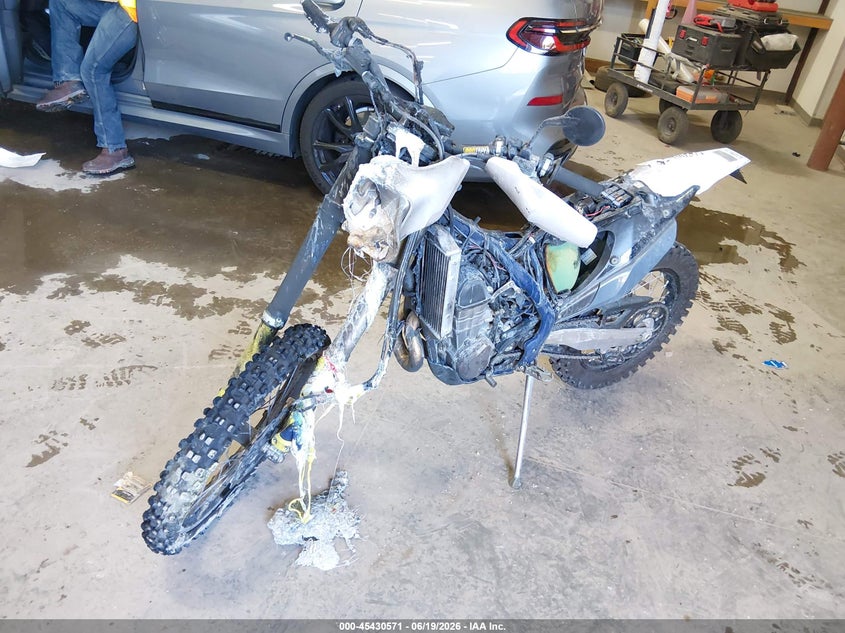VBKUAM409MM432423 2021 Husqvarna Fe501 photo 1