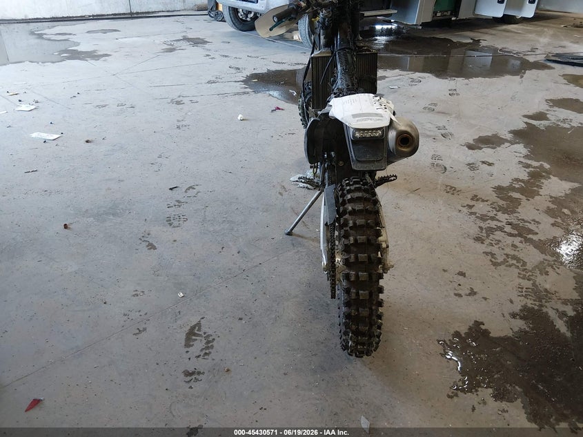 2021 Husqvarna Fe501 VIN: VBKUAM409MM432423 Lot: 45430571