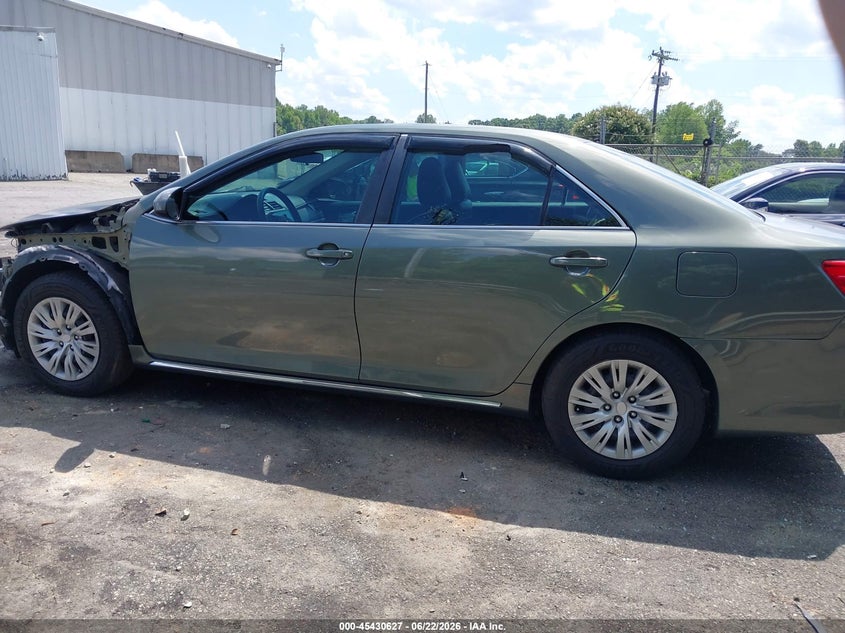 AtlanticExpress - Toyota Camry Hybrid