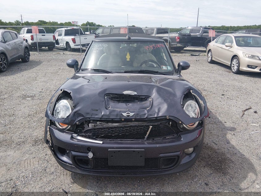 2013 Mini Convertible Cooper S VIN: WMWZP3C59DT551329 Lot: 45430696