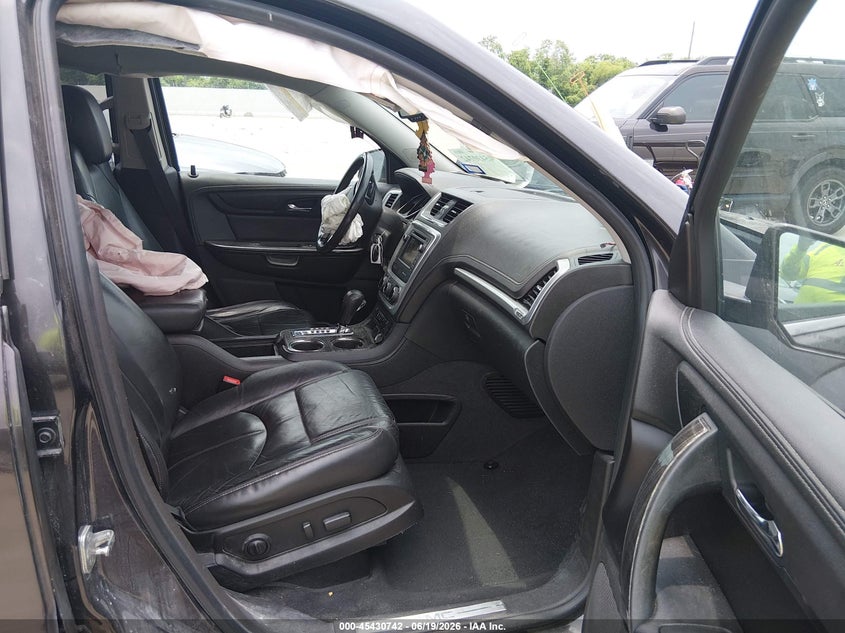 2016 GMC ACADIA auction photo 5