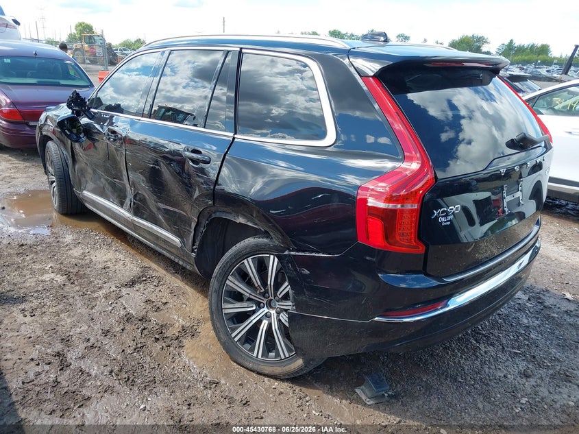 2024 VOLVO XC90 auction photo 3