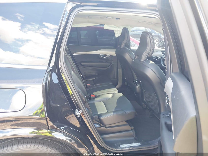 2024 VOLVO XC90 auction photo 8