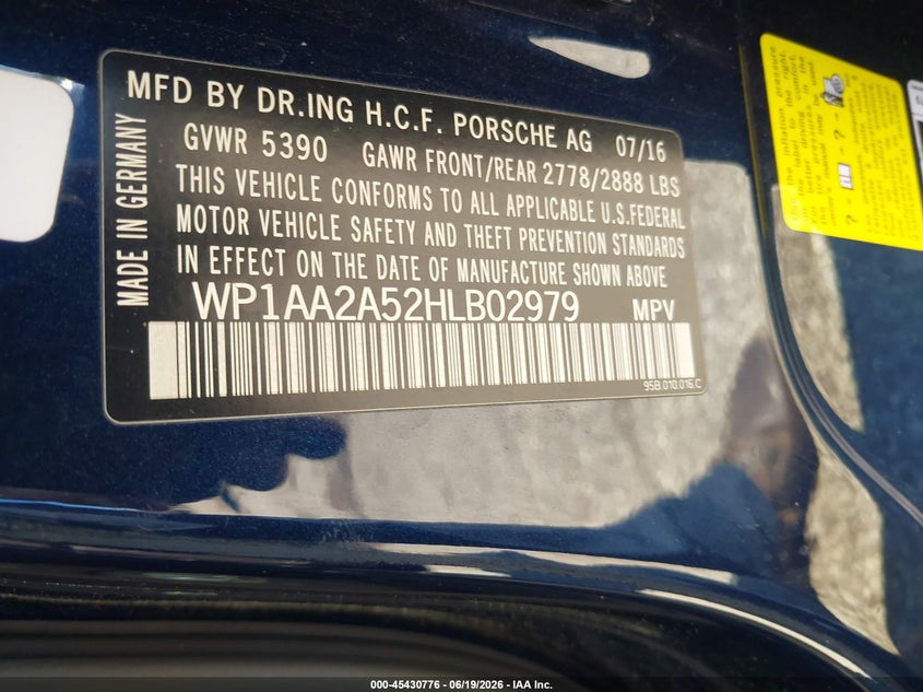 2017 Porsche Macan VIN: WP1AA2A52HLB02979 Lot: 45430776
