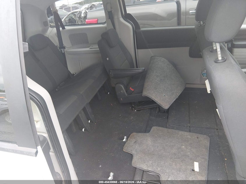 2008 DODGE GRAND CARAVAN auction photo 8