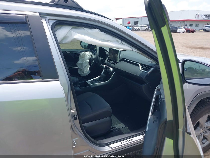 2025 TOYOTA RAV4 HYBRID auction photo 5