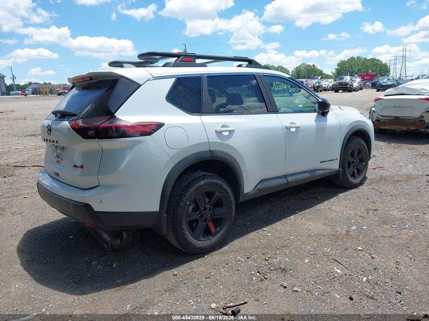 2025 NISSAN ROGUE auction photo 4