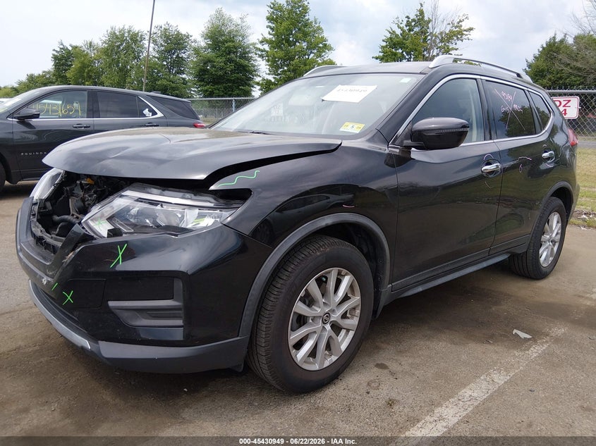 2017 NISSAN ROGUE auction photo 2