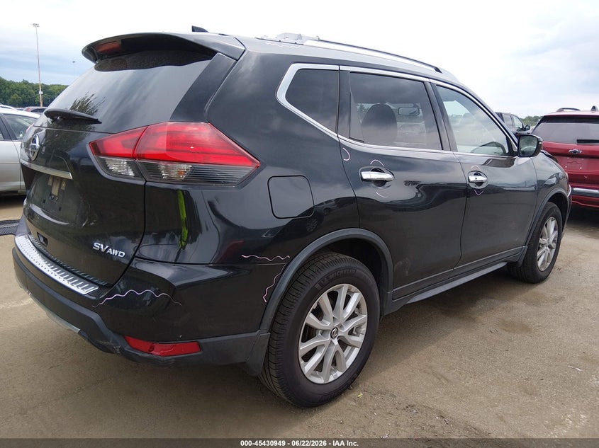2017 NISSAN ROGUE auction photo 4