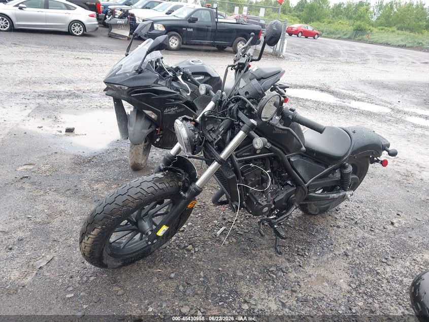 2026 HONDA CM MOTO 1